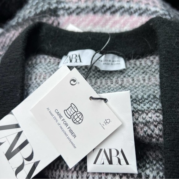 SOLD 🦋 ZARA Plaid Cardigan Size Small NWT - Picture 5 of 5